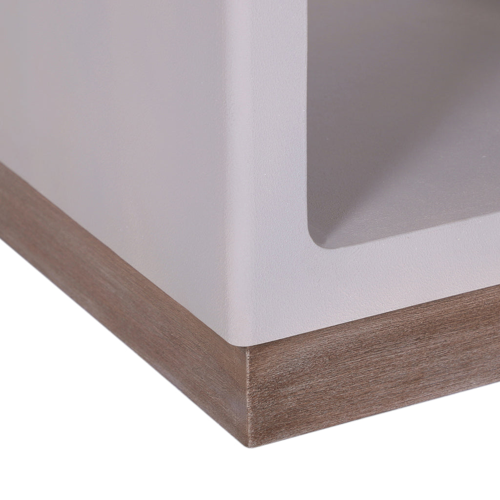 Molde Side Table