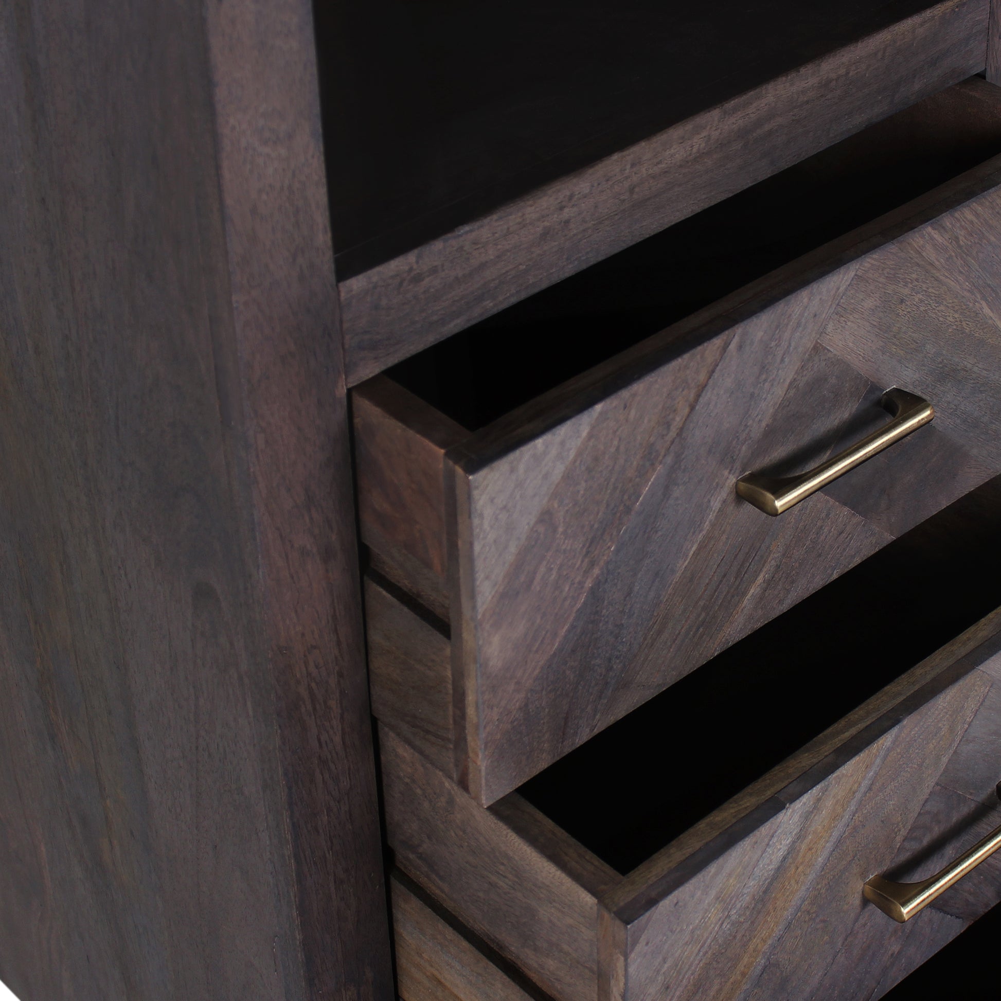 Ernesto Bookshelve