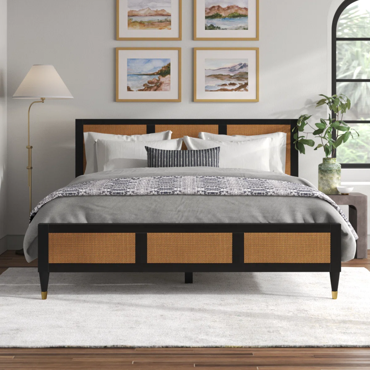 Maloni Bed